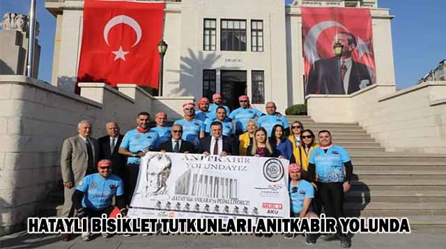 HATAYLI BİSİKLET TUTKUNLARI ANITKABİR YOLUNDA